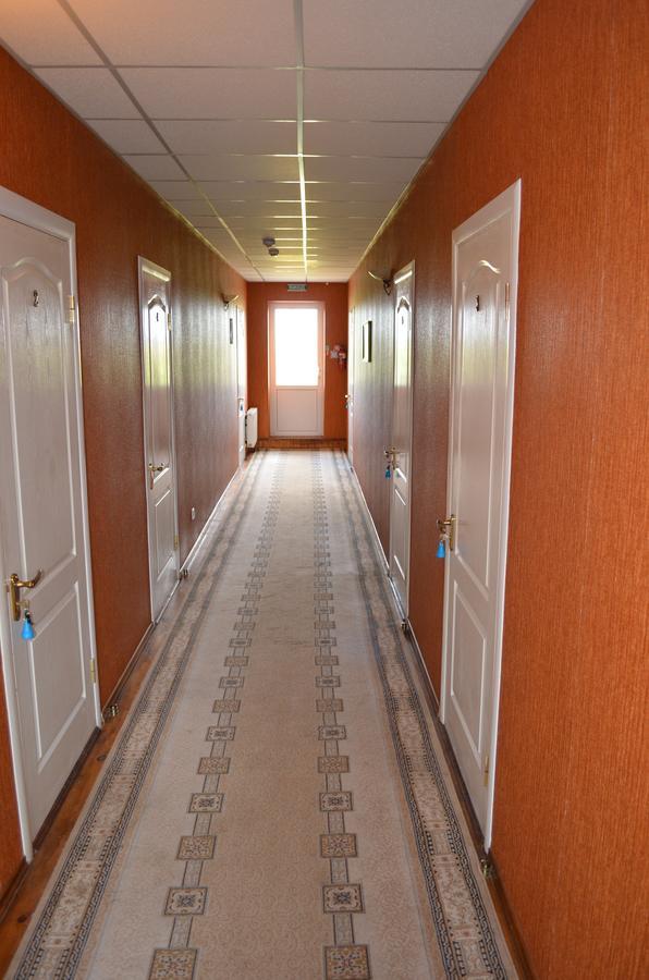 Transit Hotel Dyakovtsy Eksteriør billede